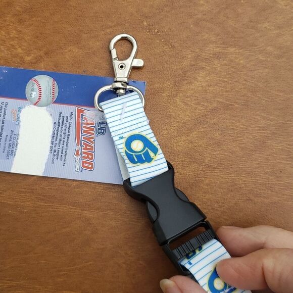 NWT Milwaukee Brewers Lanyard - Picture 3 of 3